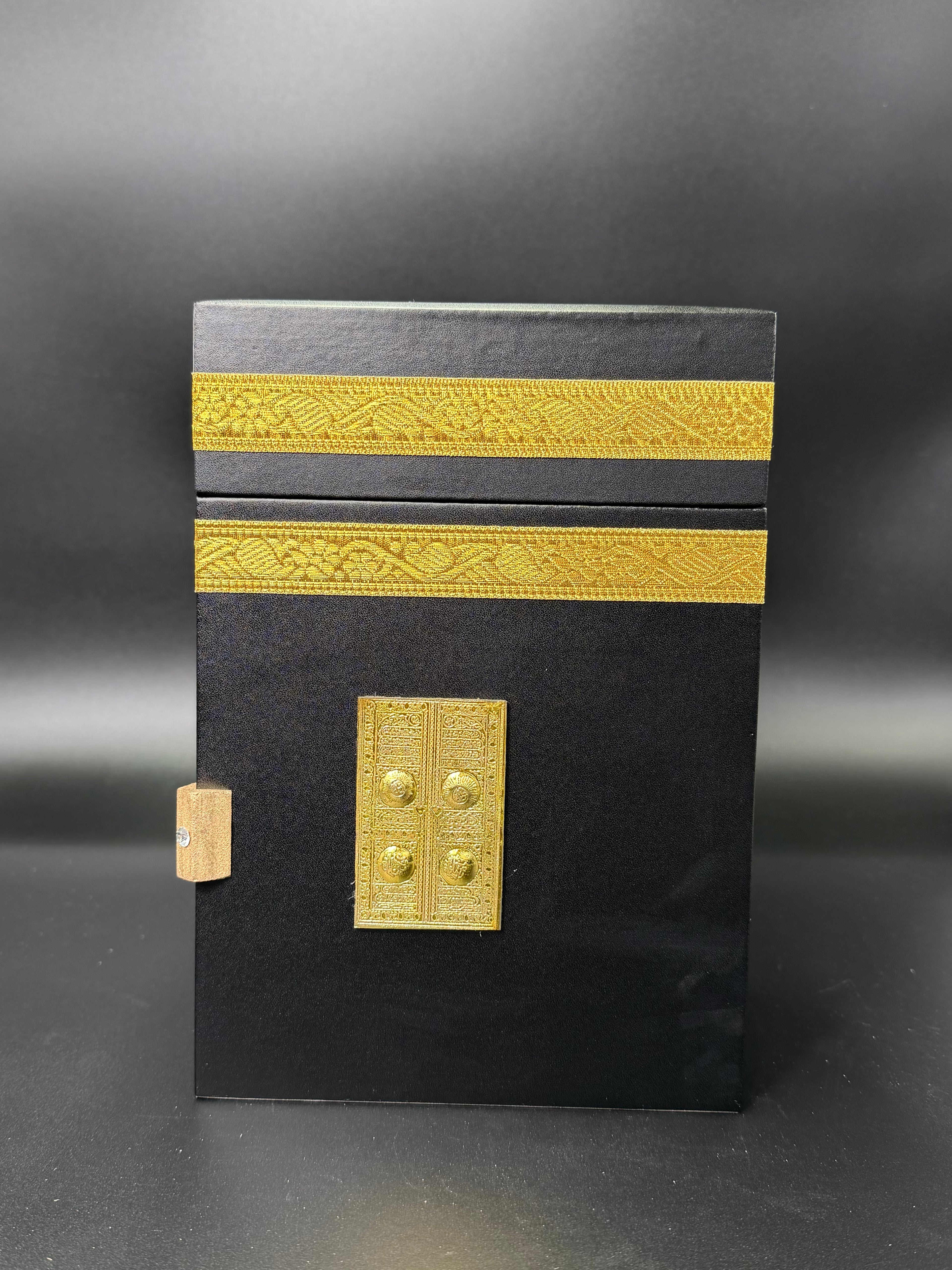 Medium 30 Quran Paras in Kabba Cover Box &nbsp;- Premium Black PU Leather Kaaba Inspired Design
