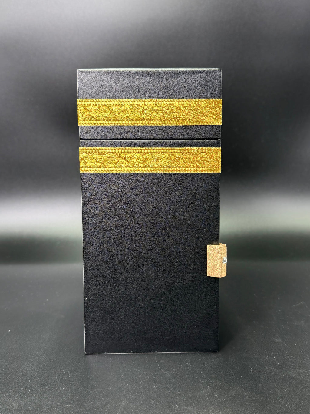Medium 30 Quran Paras in Kabba Cover Box &nbsp;- Premium Black PU Leather Kaaba Inspired Design