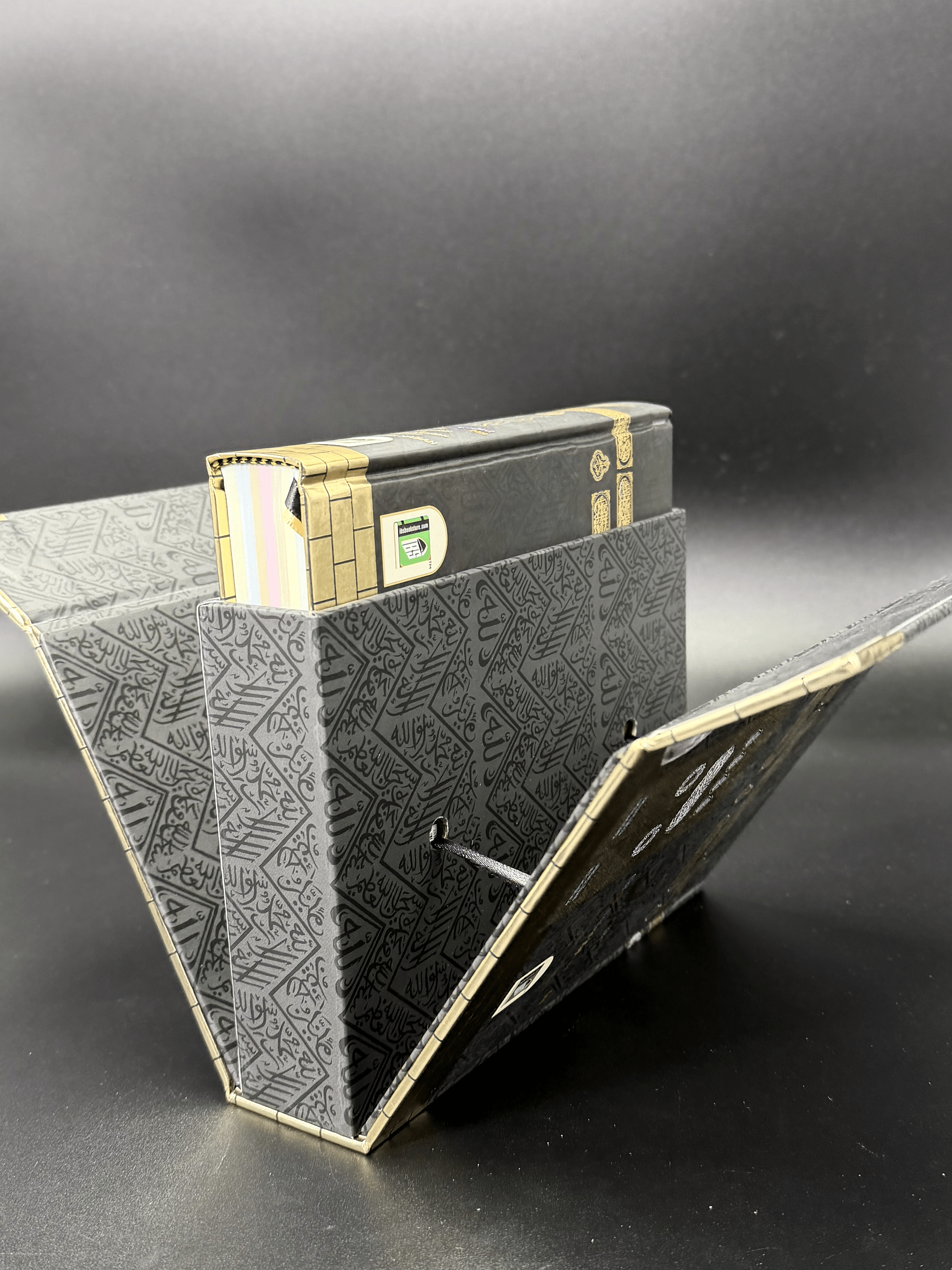 Pop-up Quran case with 13 Line Colour Coded Holy Quran (HB) - Design Inspired by Kaaba